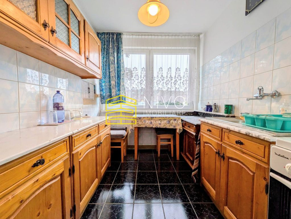 Apartament 2 camere - Tg. Mureș - Cornișa - Str. Nicola...