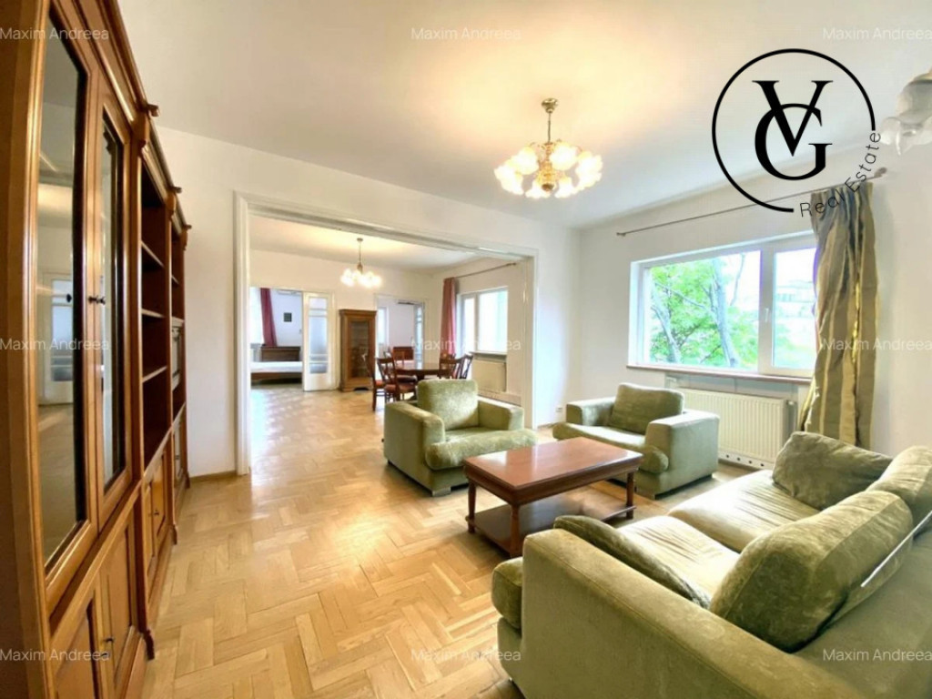 Apartament 3 camere Vasile Lascar