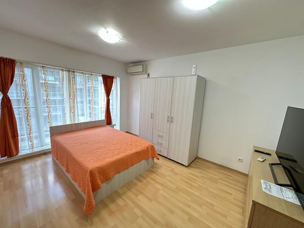 Garsoniera de inchiriat in Complexul Rasarit de Soare Tit...