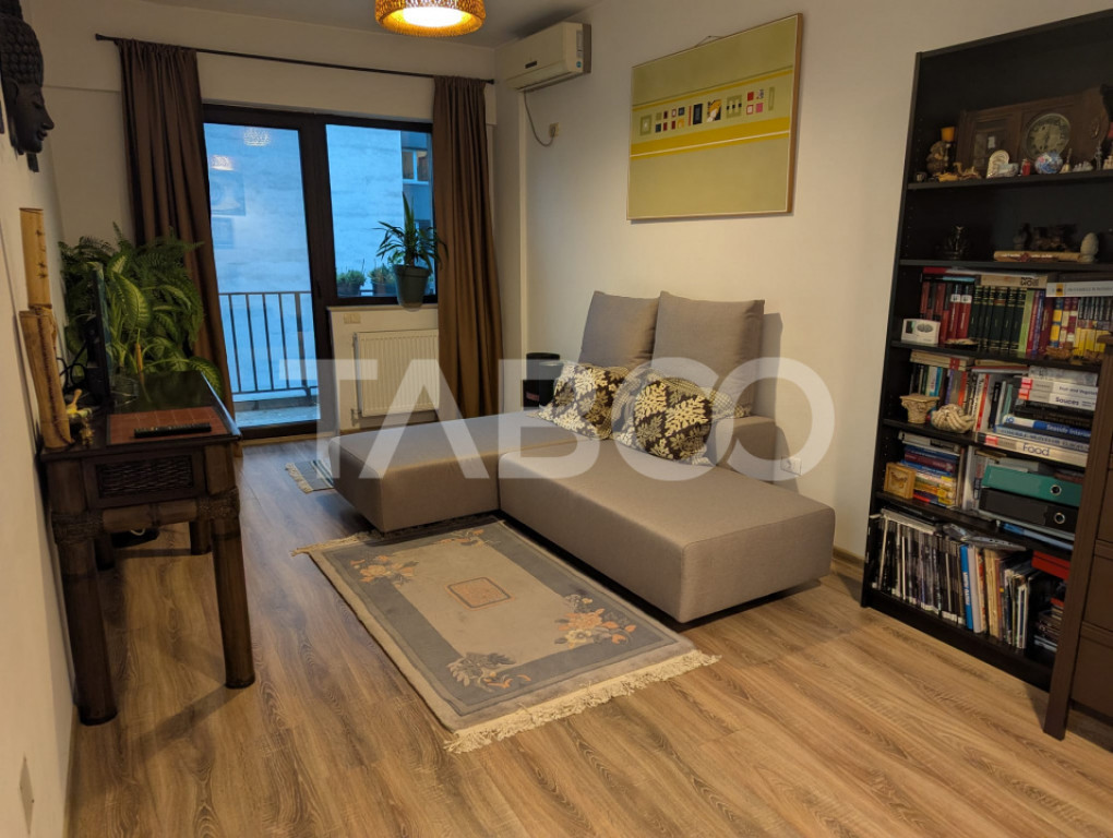 De vanzare apartament 2 camere 2 balcoane Parcul National bl