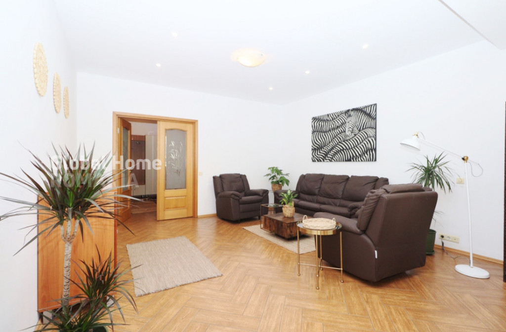Apartament 3 camere | Sat Francez - Aron Cotrus | 101 mp | 2
