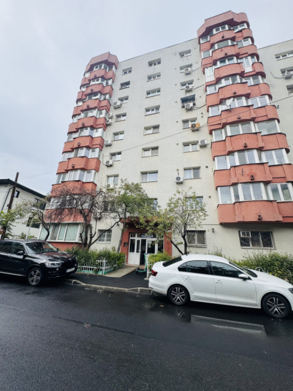 Garsoniera decent amenajata in Panduri- 7 min Metrou Academi