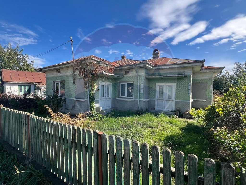 Casă caramida 4 camere Mihalceni