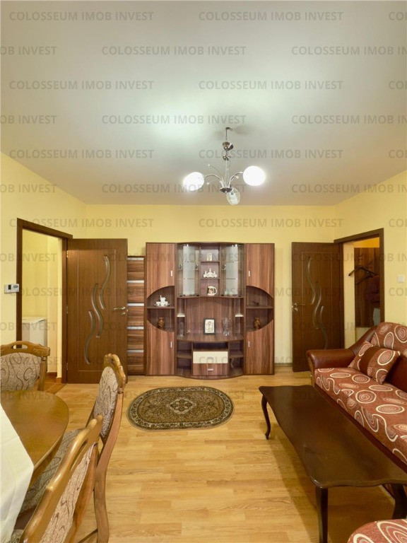 COLOSSEUM: Apartament 2Camere Astra Piata