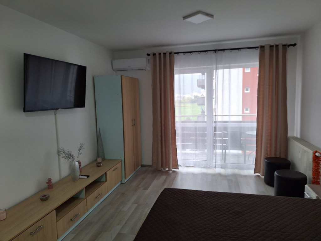 Închiriez Apartament cu 1 Cameră – Avangarden 3, Brașov
