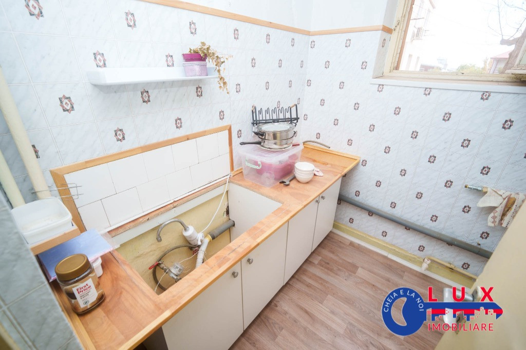 ID 2980 Apartament cu 2 camere de vânzare – Strada Neptun, ETAJ 1