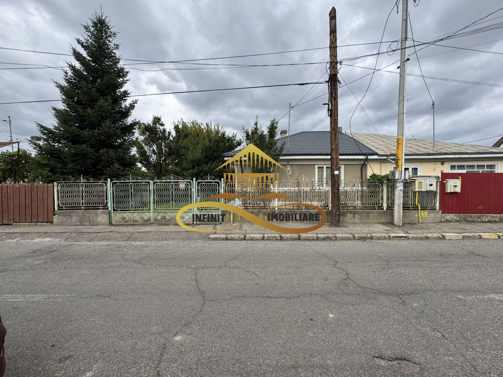 Casa pentru birouri in zona nord din Bacau - de inchiriat