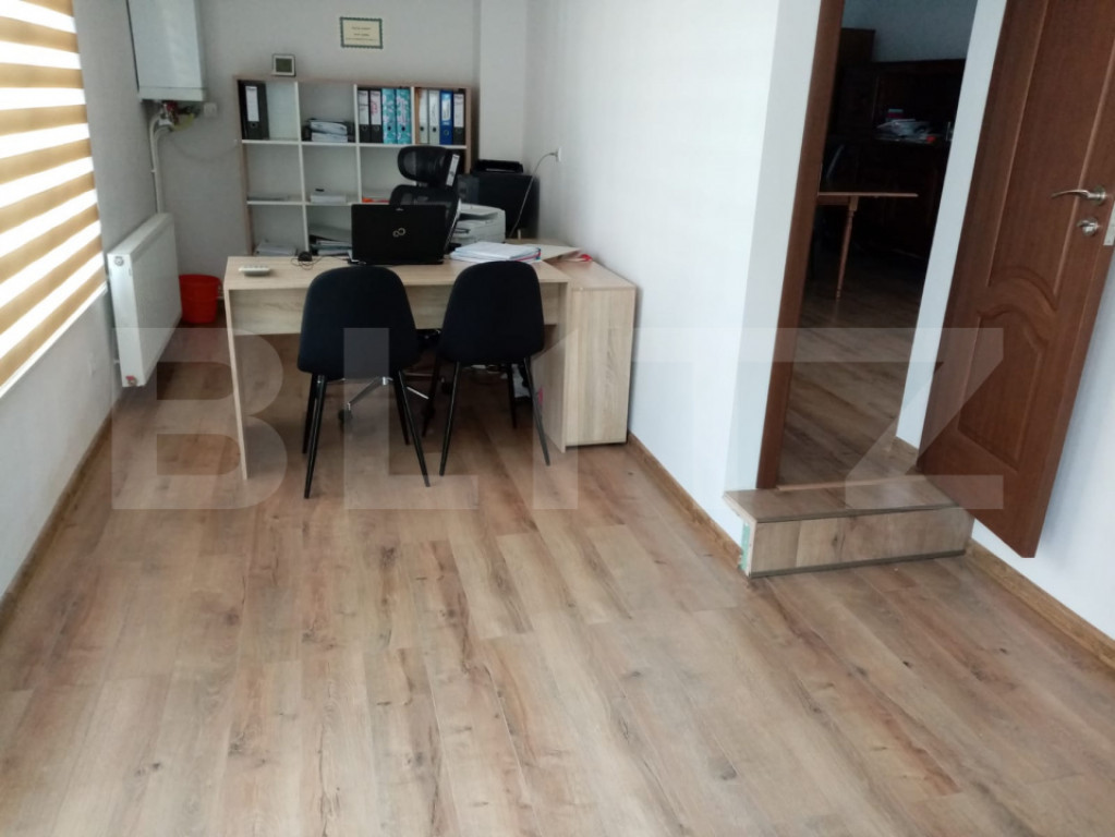 Spatiu comercial, 50 mp, zona Cetate