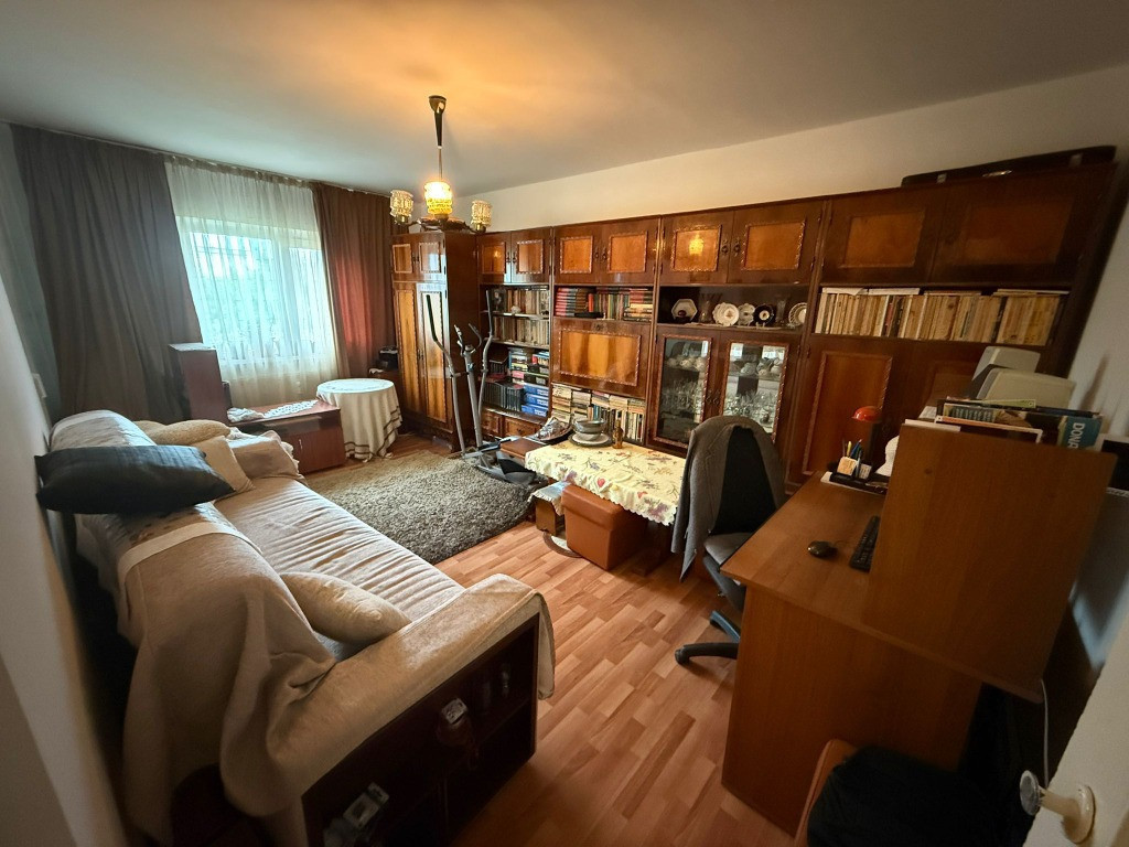 Apartament 2 camere Cartier 9 Mai / Stadion ASTRA - Ploiesti