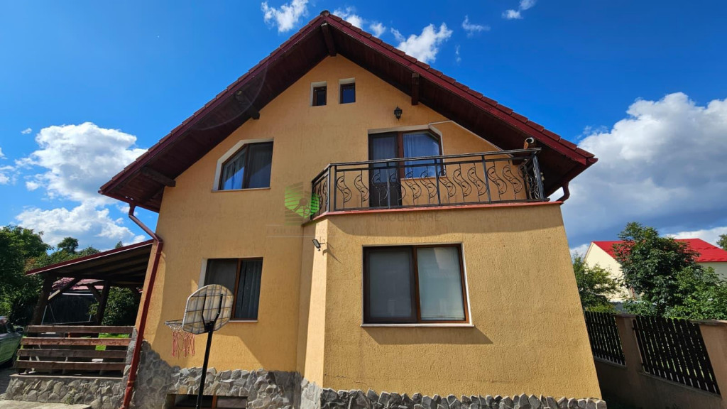 Casa moderna,Sacele,singur in curte,ideala familie,260000 Eu