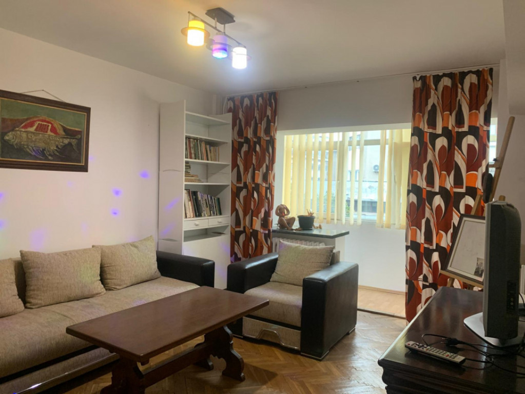 Apartament 2 camere, 50 mp, zona Ultracentral