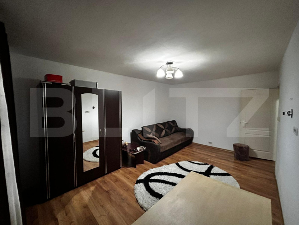 Apartament cu 2 camere, 55 mp, zona Centrala