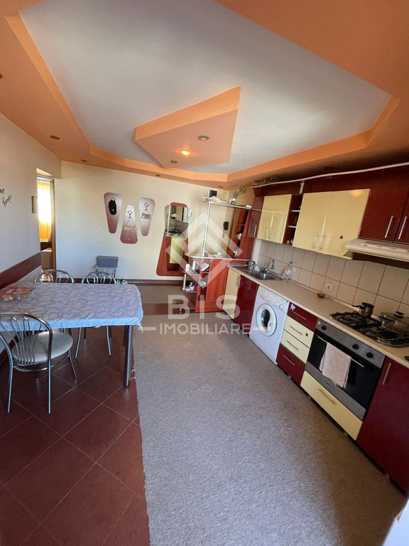 Apartament decomandat etj 3