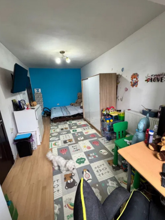 Garsoniera semidecomandat - zona Tractorul