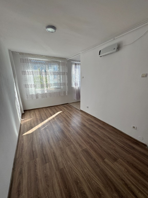 Vand garsoniera confort 2