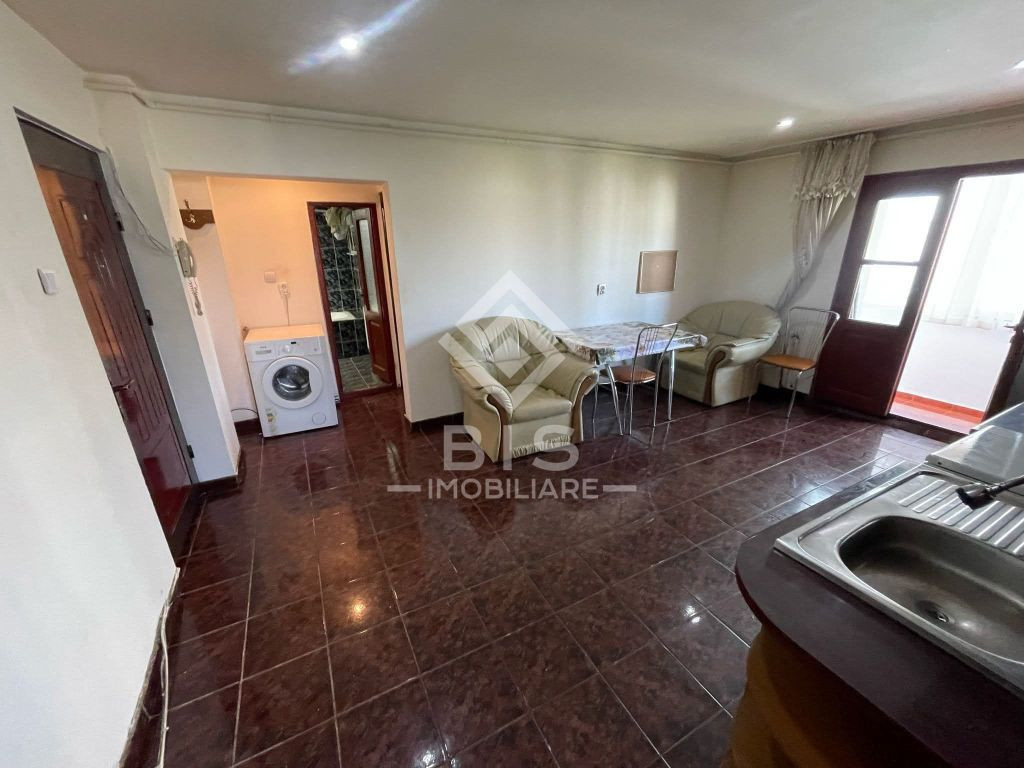 Apartament cu bucatarie Mare - str Nasaudului