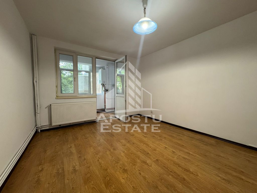 Apartament cu 2 camere, centrala proprie, zona Circumvala...