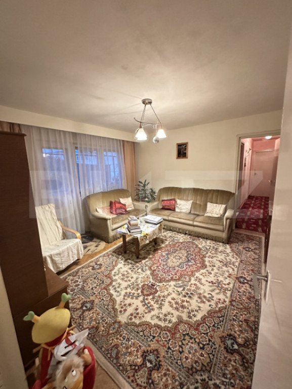 Apartament cu 4 camere, semidecomandat, Deva, zonă liniști