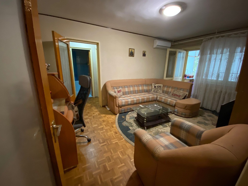 {APARATORII PATRIEI} Apartament cu 2 camere, 50 MP - ETAJ 1