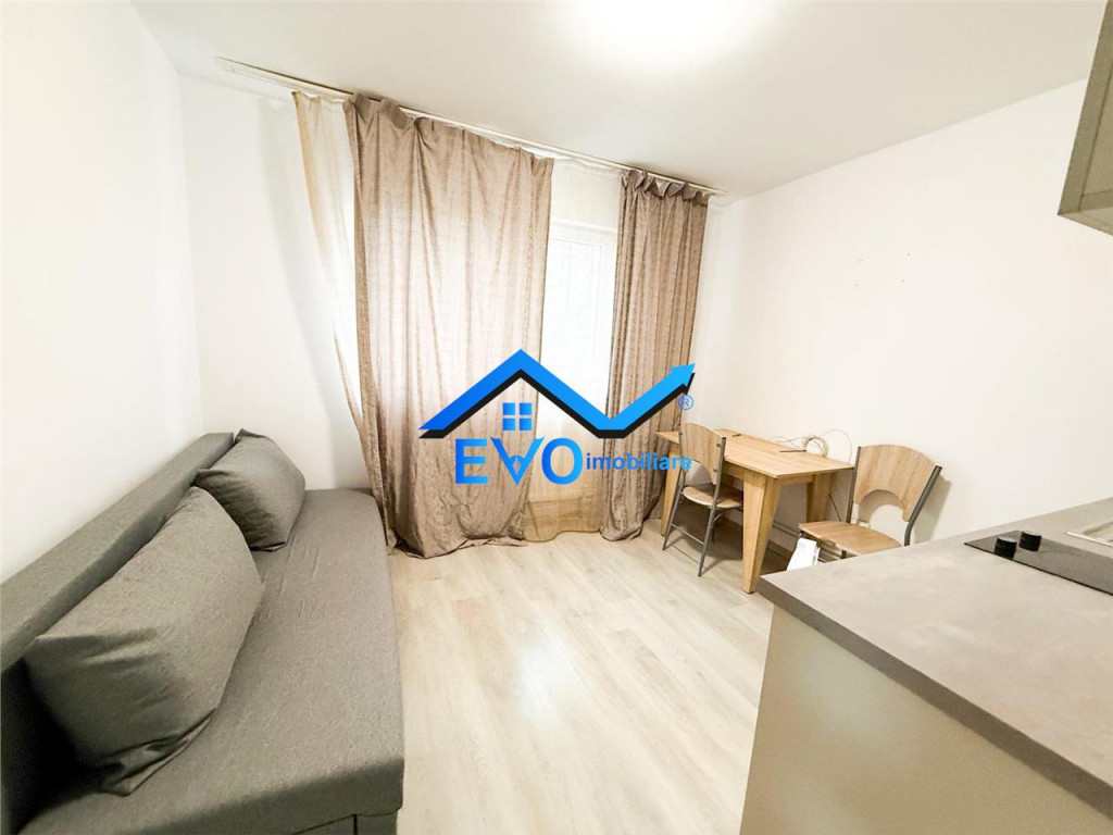 Camera de camin, baie proprie, etajul 2, zona Poitiers