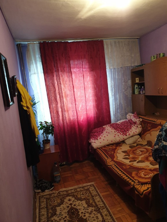 Apartament 3 camere Ramnicu Vâlcea - str. Dr. Hacman, zona Nord