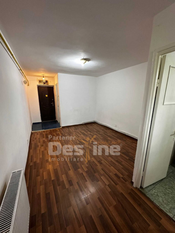 Garsoniera, 23mp, zona GALATA