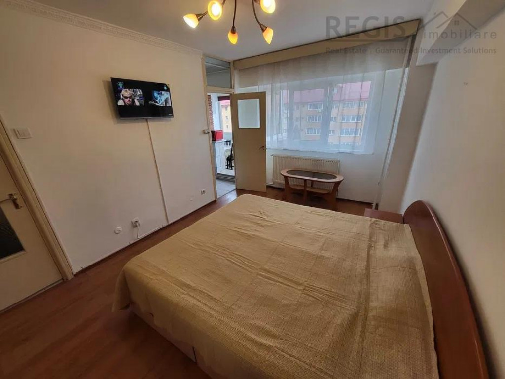 GARSONIERA Racadau cu balcon