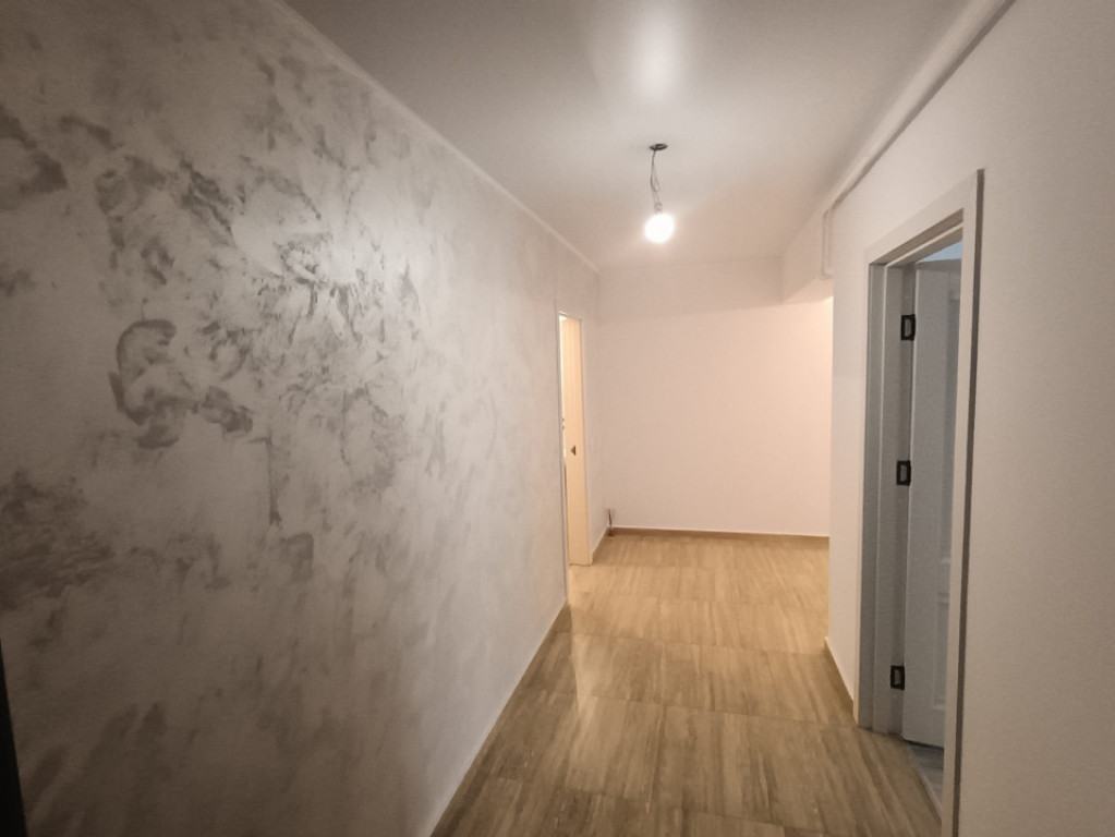 APARTAMENT 3 CAMERE, DECOMANDAT, BLOC NOU, INTABULAT, POPAS