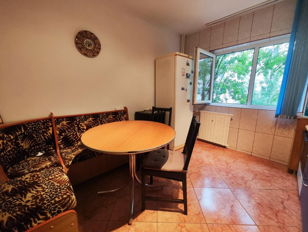 INCHIRIERI-Apartament 2 camere-Drumul Taberei/Favorit