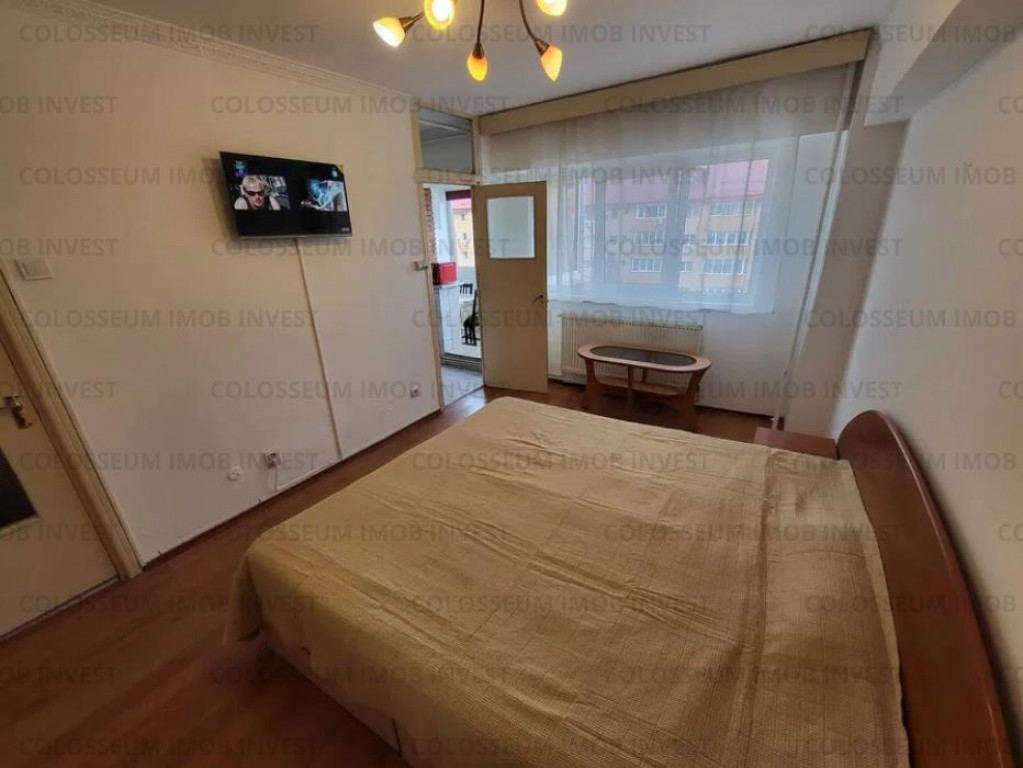 Garsoniera semidecomandat - zona Racadau