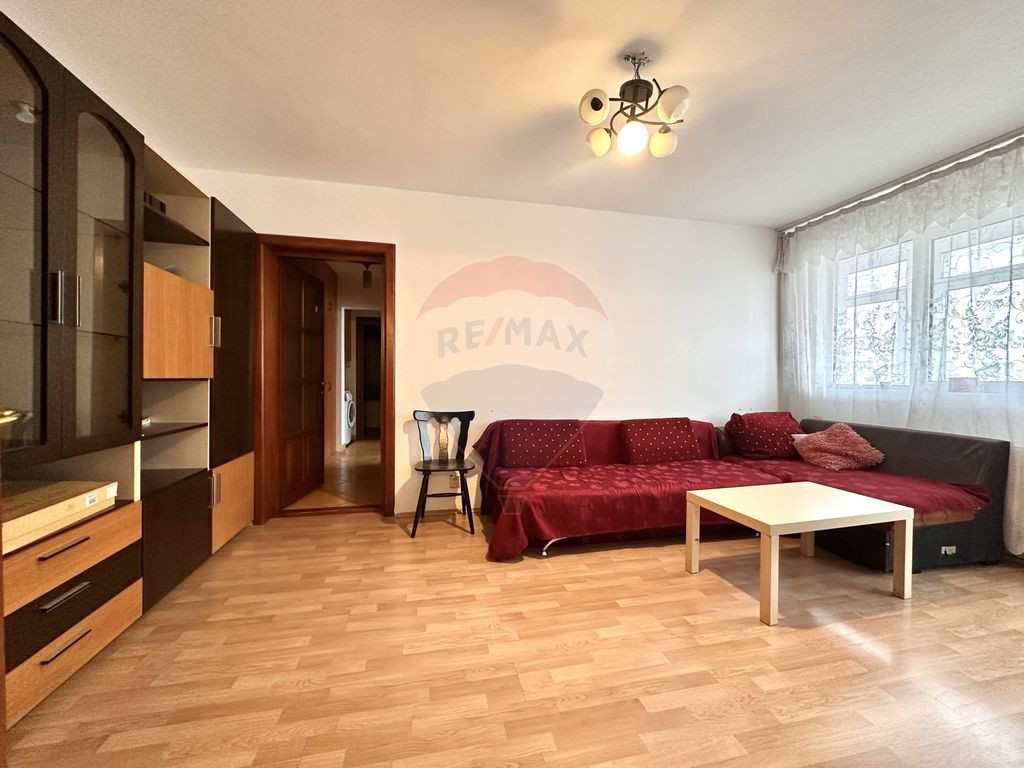 Apartament de vanzare cu 3 camere Liceul Hasdeu / Obor