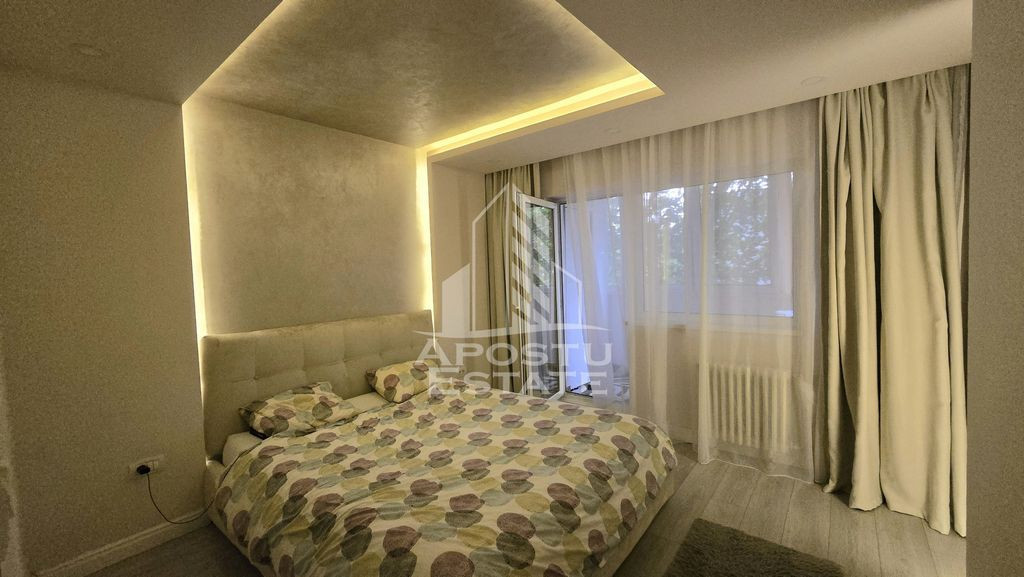 Apartament cu 4 camere, 2 bai, 3 balcoane, etaj intermedi...