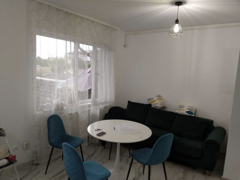 Inchiriez casa 4 camere Bragadiru