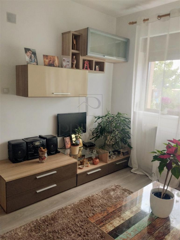 Duplex partial mobilat - zona excelenta - toate utilitatile