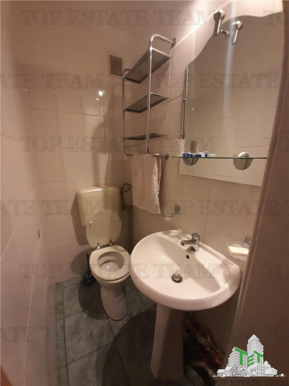 Decebal -Mihai Bravu et 3 decomandat