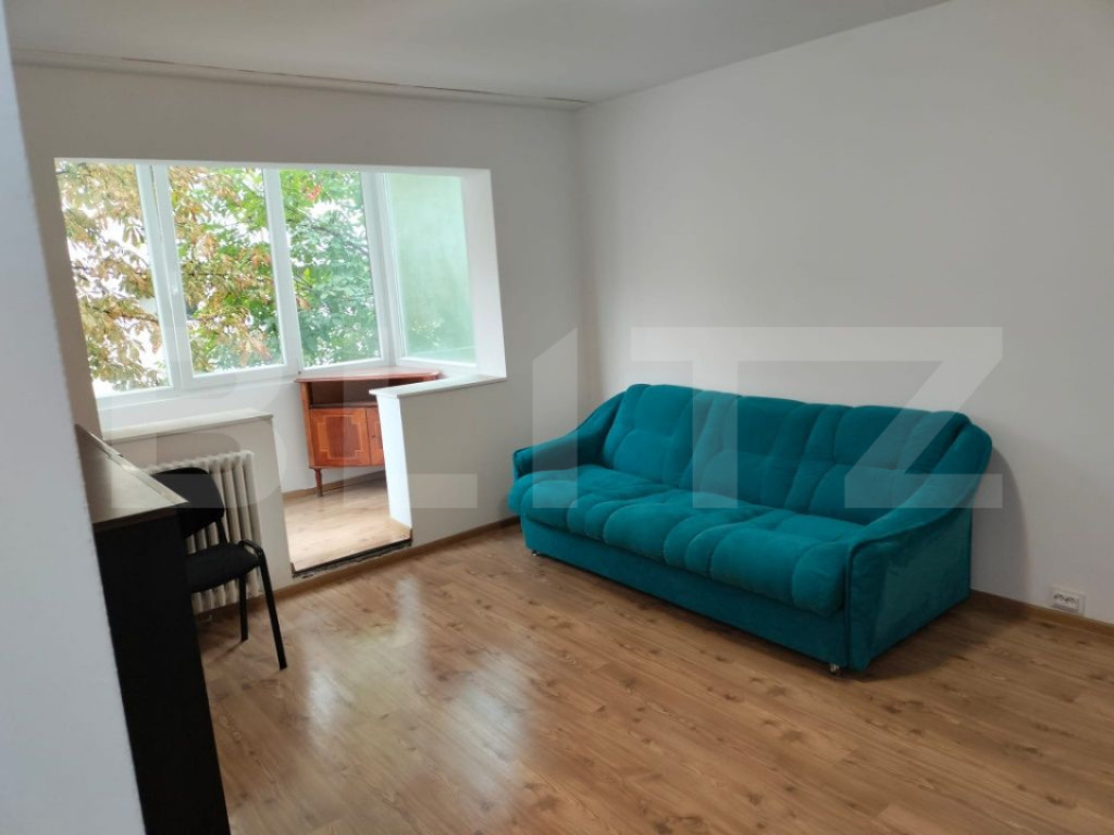 Apartament cu 3 Camere Decomandate Zona George Enescu