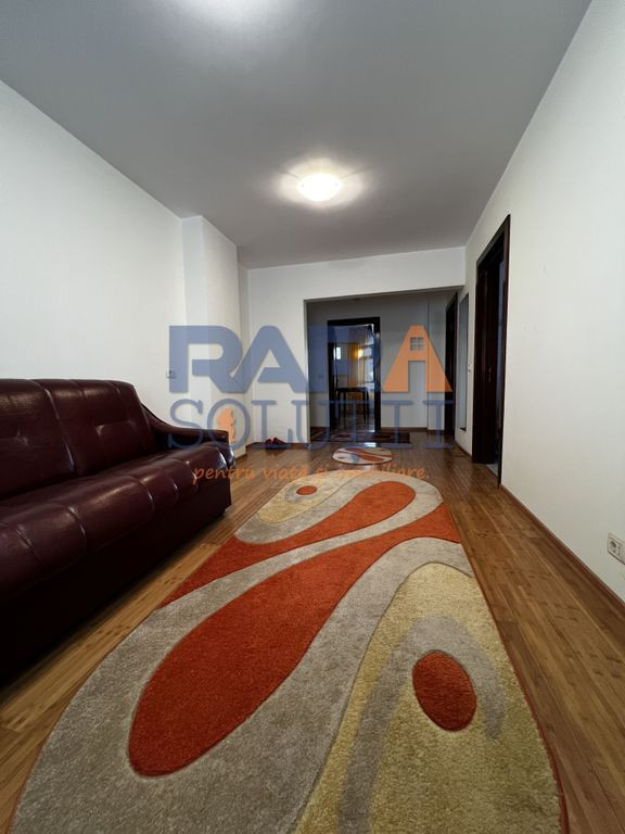 Apartament 3 camere, 76 mp, două balcoane