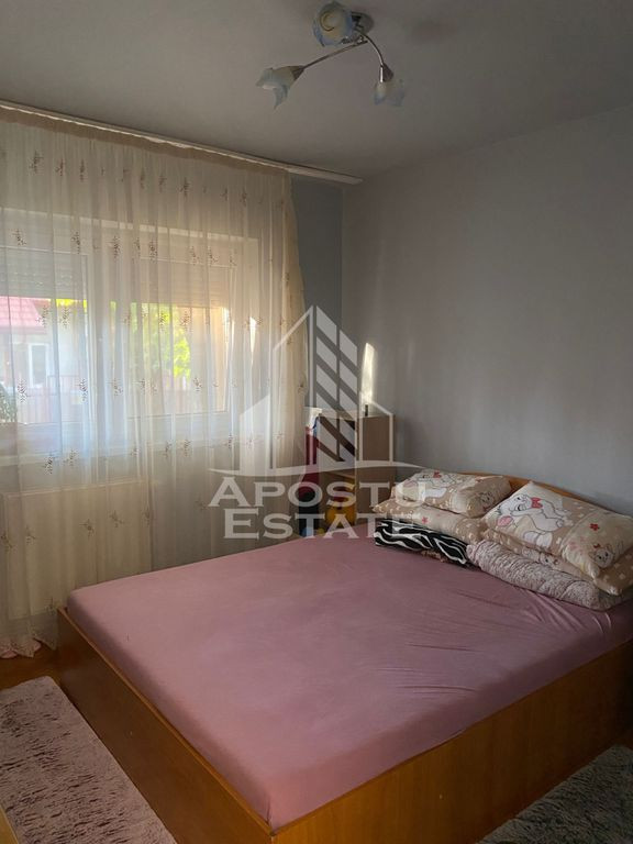 Apartament 3 camere Aradului