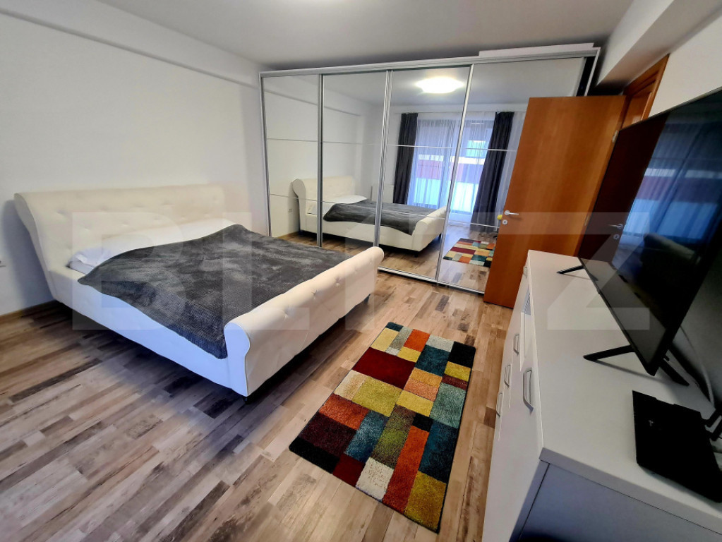 Garsoniera Zona Coresi Mall , utilata si mobilata balcon gen