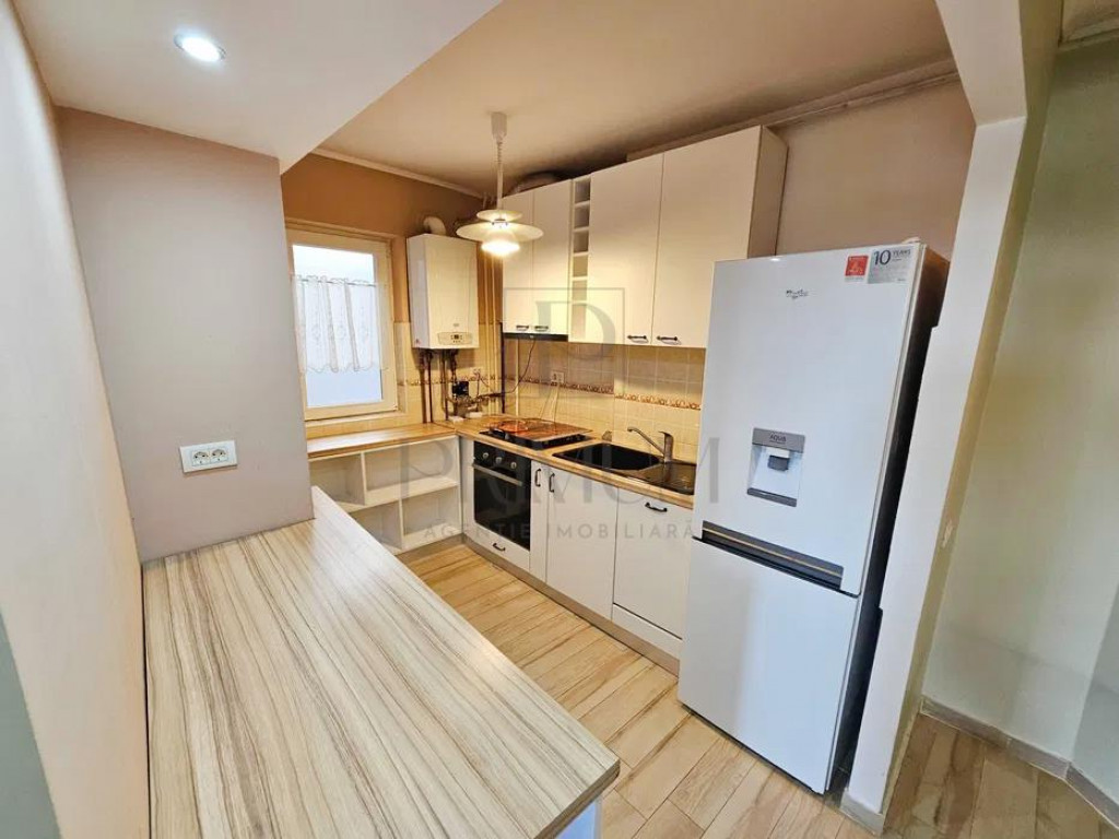 Apartament 3 camere, 63 mp, ansamblu nou, zona Centrala