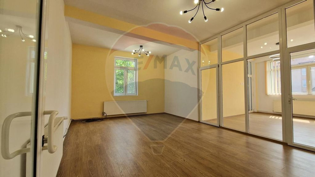 Spațiu de birouri - DE INCHIRIAT - Zona Central/Nicopole