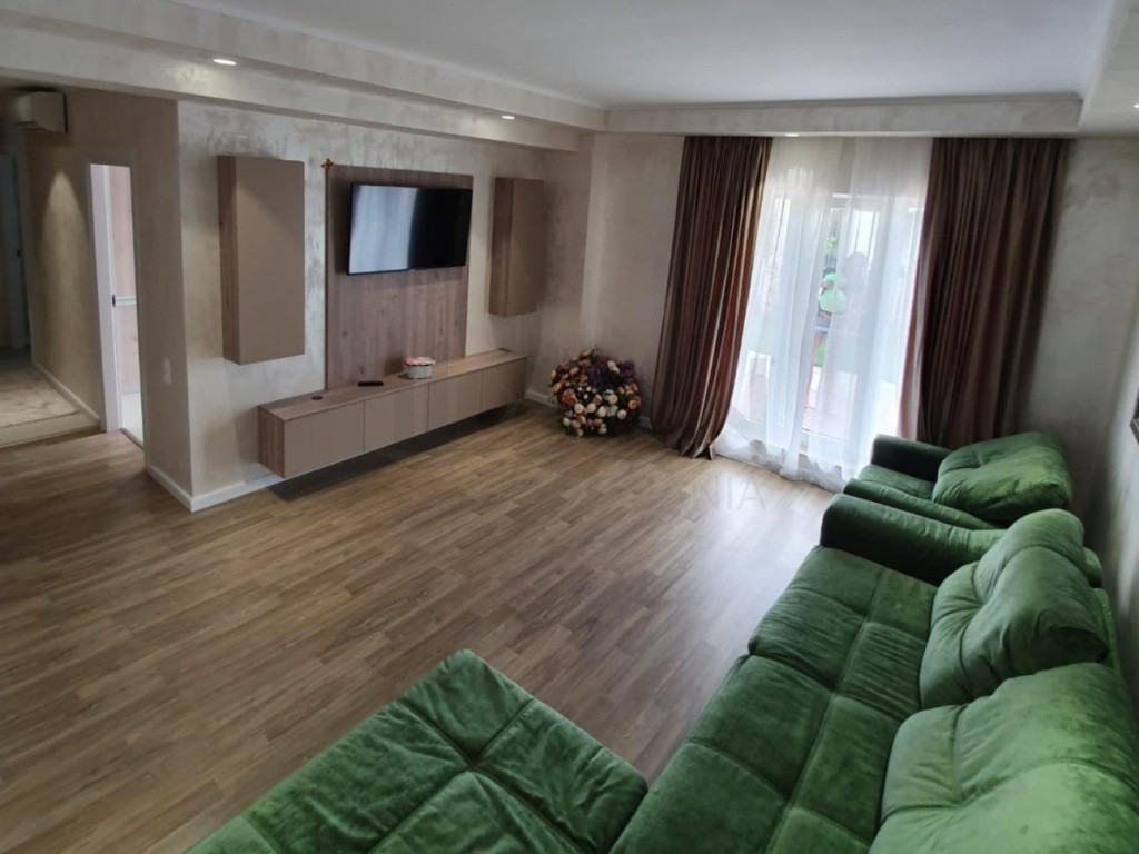 Apartament 2 Camere I Gradina 50 mp si loc de parcare inc...
