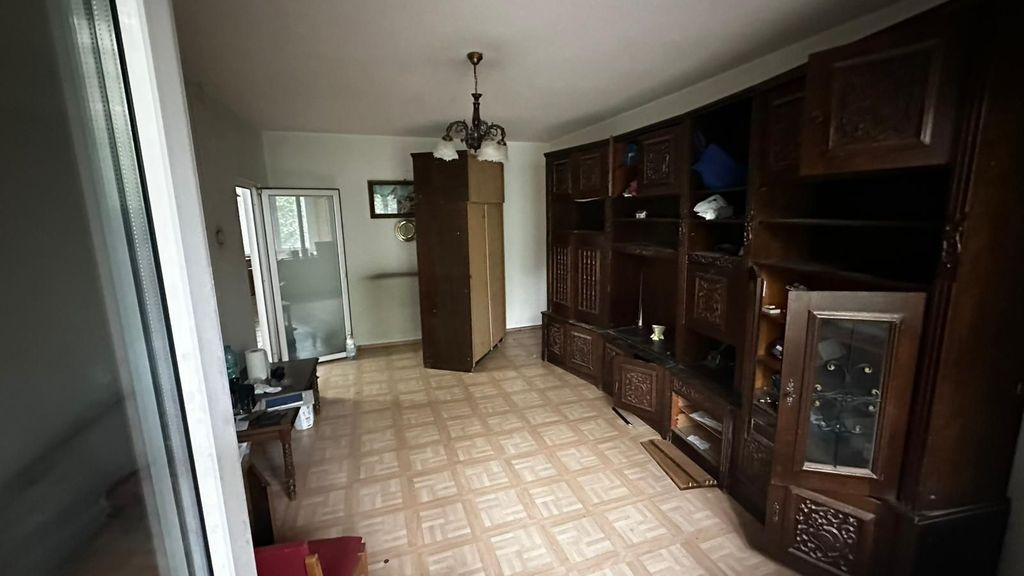 Apartament 3 camere decomandat Pantelimon / Dobrotesti