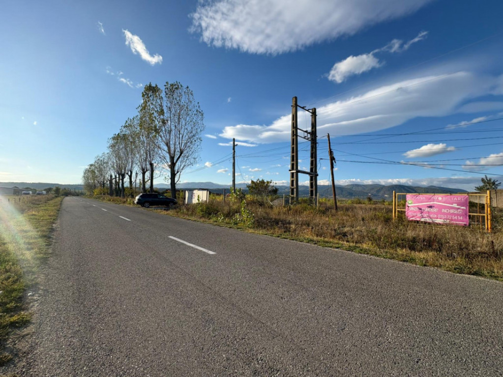 Teren 5300 mp - Tetila - infrastructura industriala