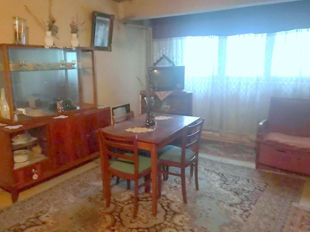 Exclusivitate - Apartament 2 camere în Micro 17, parter,...