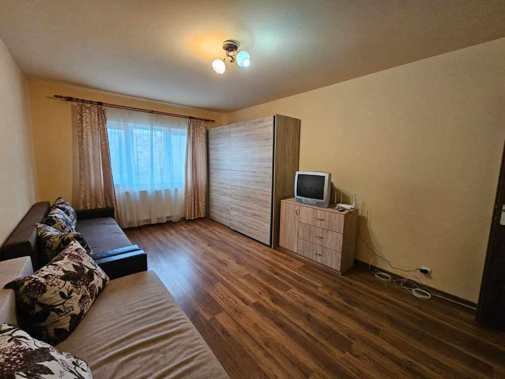 Apartament 2 camere,decomandat, zona Hotel Deva
