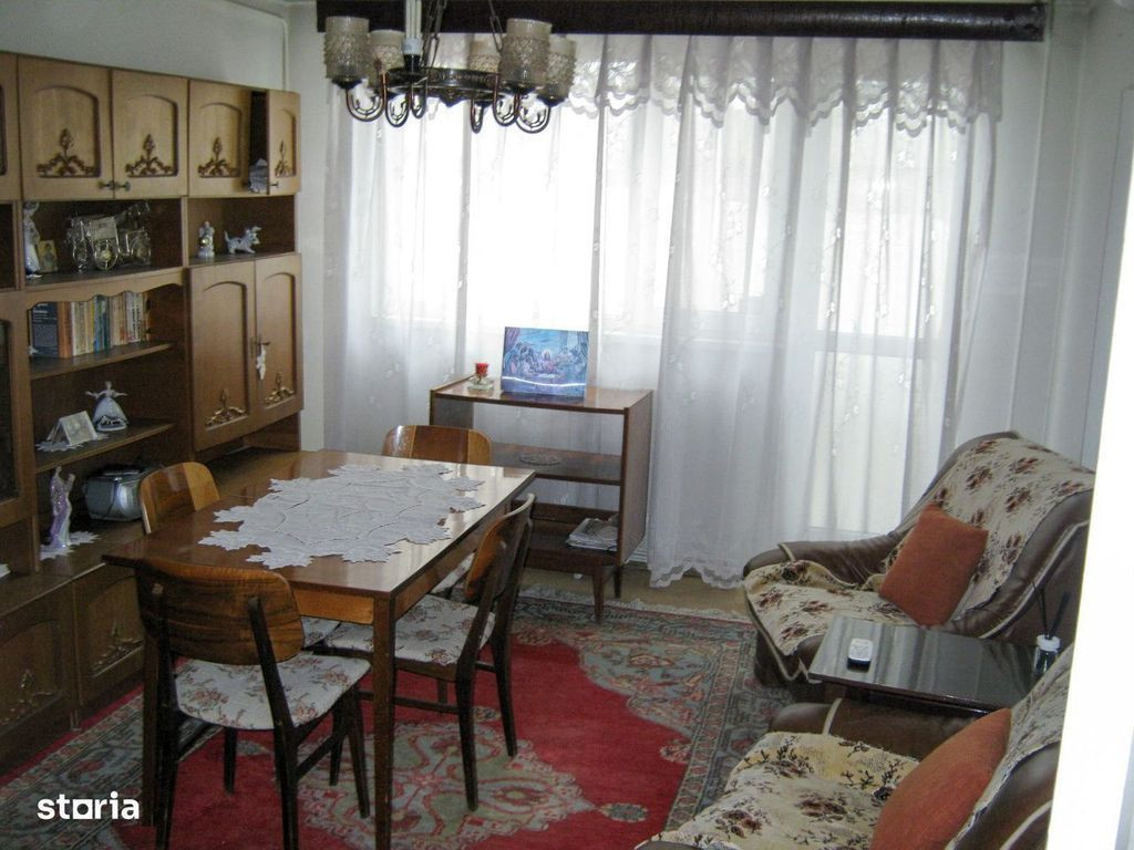 Apartament 3 camere dec,Micro 39 B