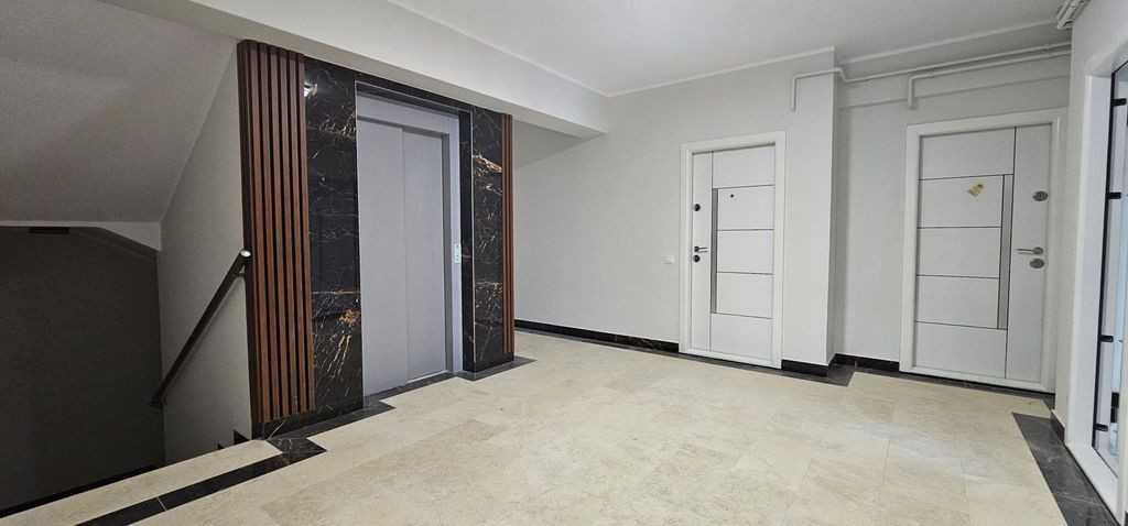 Apartamente noi de inchiriat – Complex Roka Traian, Pia...