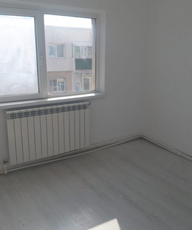 Apartament 3 camere decomandat - zona Inel 2 Constanta