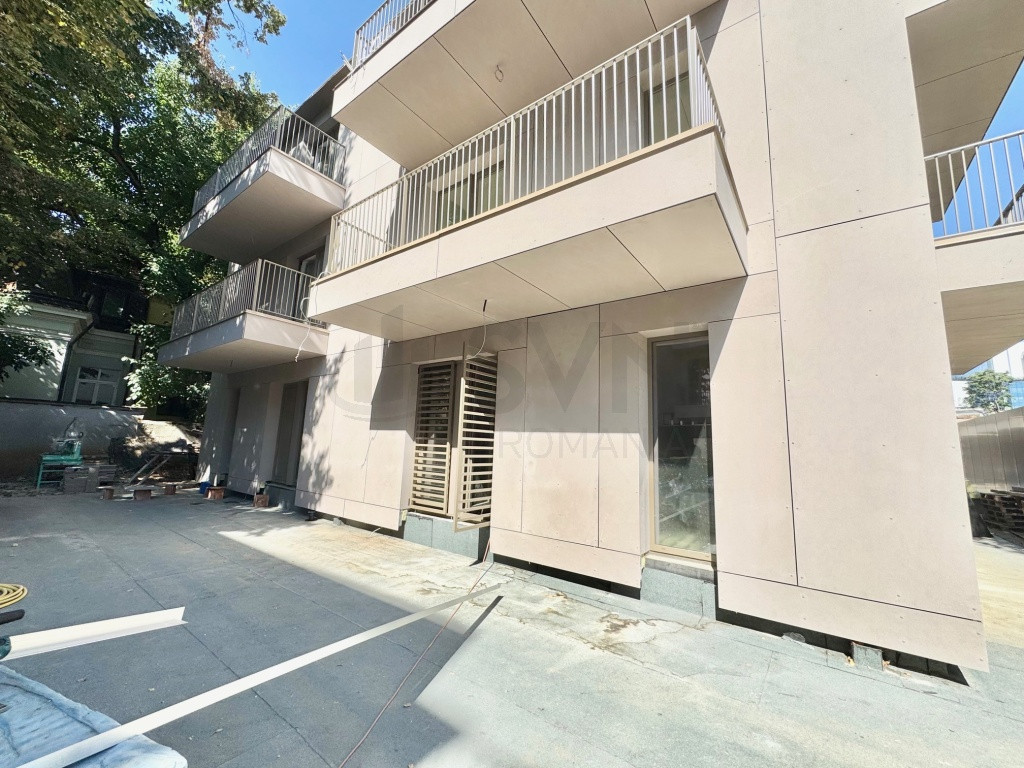 Spatiu comercial Victoriei NOU Prima chirie